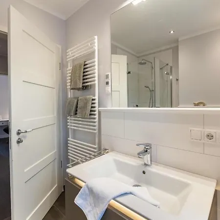Apartment Suedernest 2 *